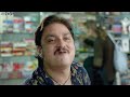 Chalo Dilli - Most Funny Scenes - Vinay Pathak & Lara Dutta