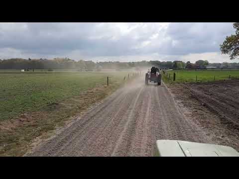 oldtimer rit 30 april 2022 start bij firma Timmer in Ermelo.