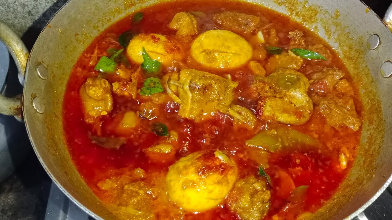 మా పిల్లడికి ఇ చికెన్ ఇష్టం ఉండదు అందుకే ఇ కర్రీ చేసినప్పుడు ఎగ్ వేసి ఇలా వండుతాను 😋