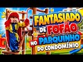 Brincando no parquinho do condomínio com a fantasia do fofão!