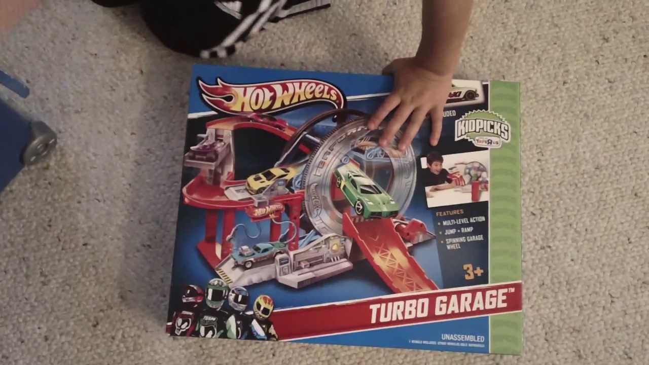 hot wheels turbo garage playset