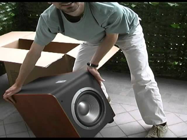 SUBWOOFER JBL - unpacking 1/2