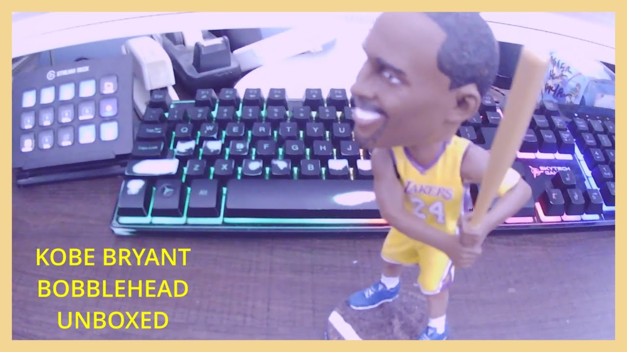 Unboxing my First Dodgers Bobblehead - YouTube