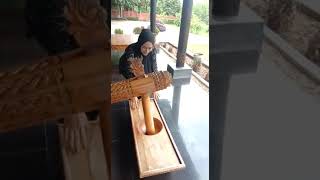 Download Lagu Alat penumbuk padi Tradisional Aceh (Jingki) MP3