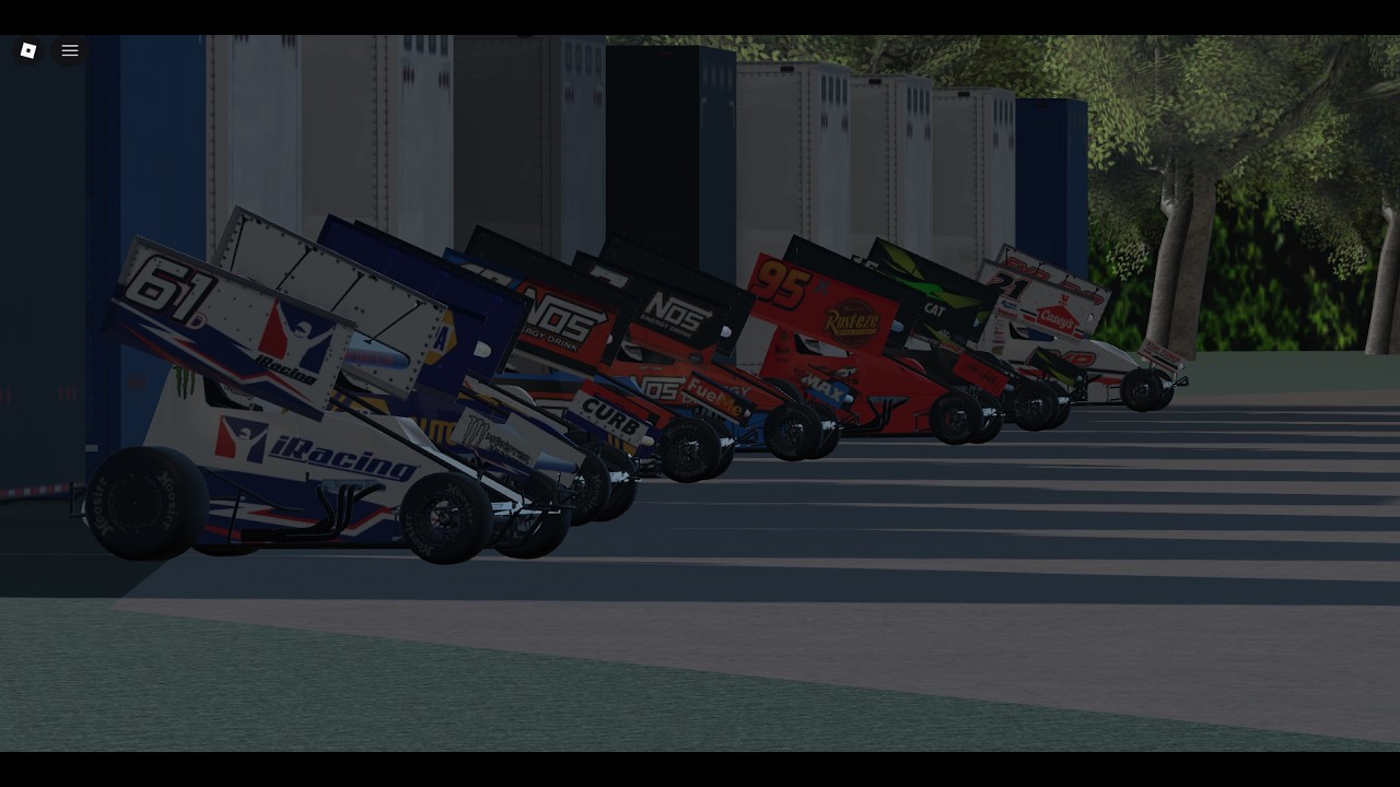 Ripping some laps in the Nw sprint cars! - Roblox Turn 4 dirt track racing