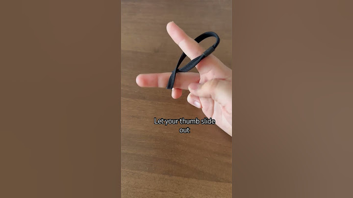 Slow tut of the hair tie spin trend! #trending #tutorial #foryou #tricks #ytshorts #preppy