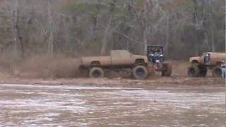 Big block chevy slinging mud and breaks rockwell axle shaft by TheMudbogger79 14,722 views 12 years ago 1 minute, 1 second