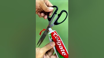 Put toothpaste on the scissors! 😱I didn