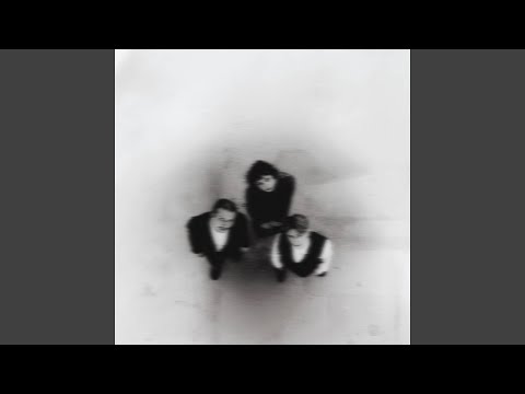 Regardez Снова sur YouTube