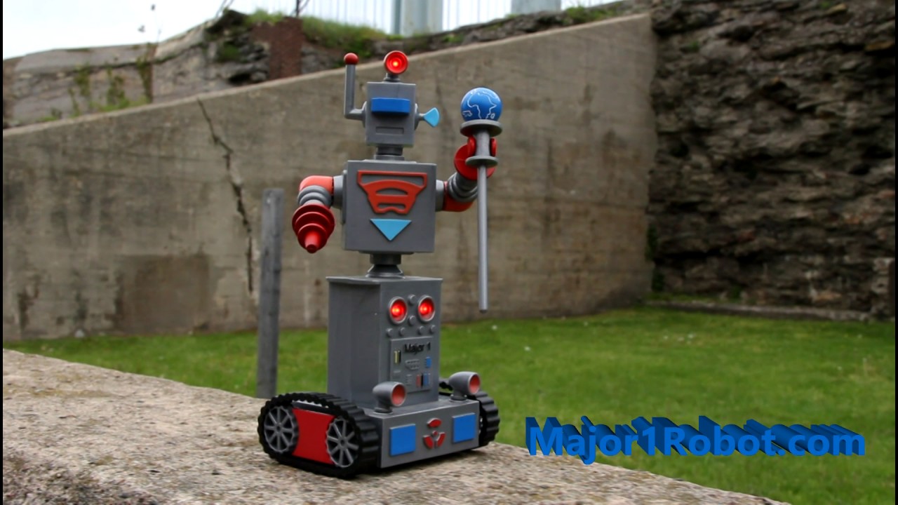 Robot build , Limited edition Robot, Zeroid like tracks, Retro Robot, Vintage Robot.