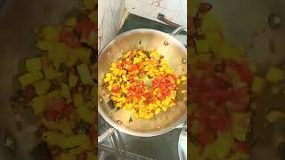 😋 आज ये खाने का दिल हो गया ✅  #shahinakifoodieduniya #ytshortsvideo #minivlog #poharecipe #food