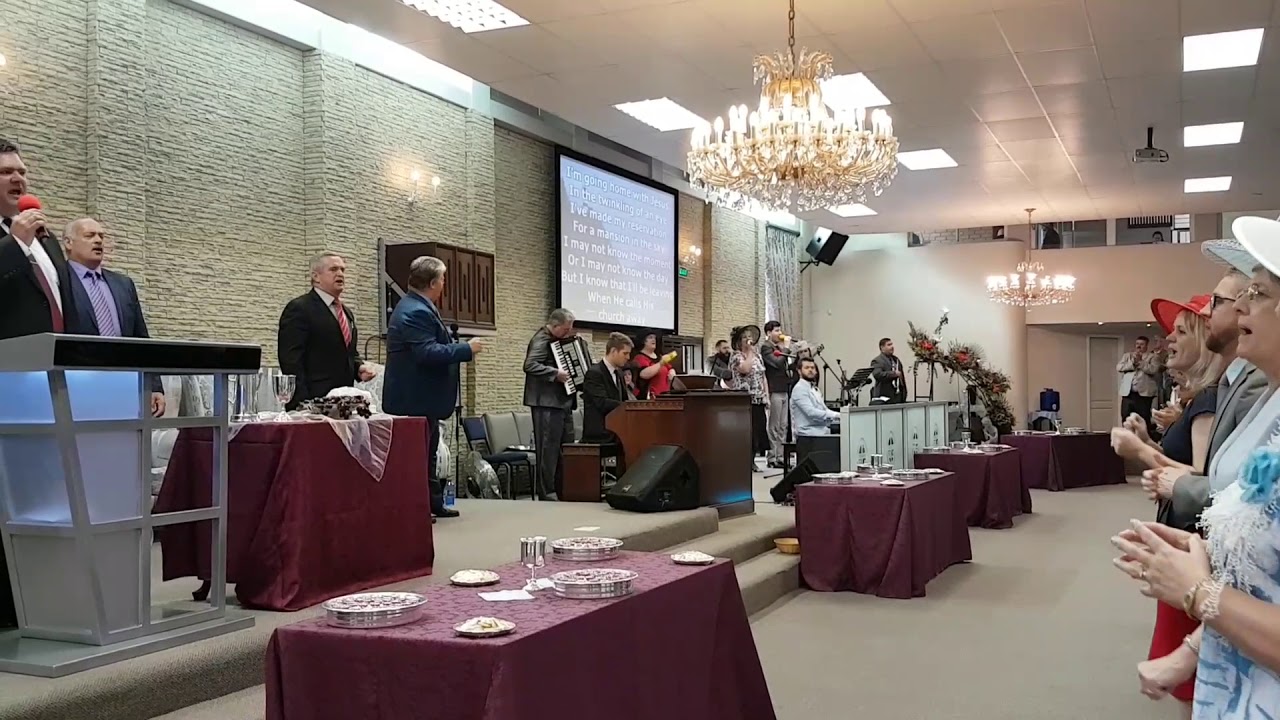 I'm going home with Jesus in the twinkling of an eye.