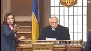 НАБРОСИЛСЯ НА СВИДЕТЕЛЯ! САМОЕ СКАНДАЛЬНОЕ ДЕЛО В СУДЕ. СУДЕБНЫЕ ДЕЛА. СУДОВІ СПРАВИ ЗЛОЧИН І КАРА