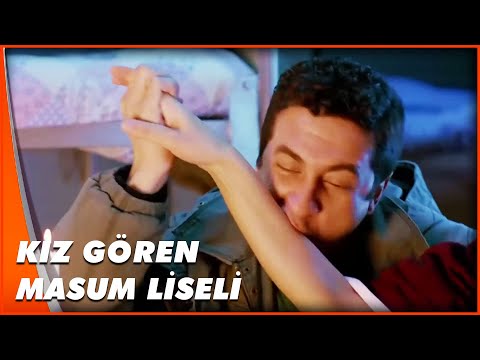 Sen De Öp Bir Yerin Şişmesin! - Hababam Sınıfı Üç Buçuk