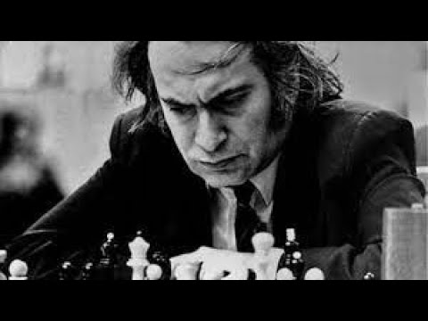 فيديو: رسلان بونوماريف: تاريخ وإنجازات لاعب الشطرنج