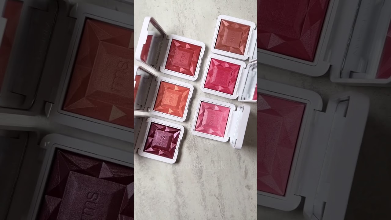 video RMS BEAUTY ReDimension Hydra Powder Blush