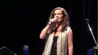 Video thumbnail of "Sandra Mihanovich - Musica que eleve las Almas - HD"