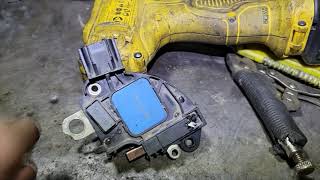 ALTERNADOR MAGNETI MARELLI FORD FOCUS CAMBIO DE CARBONES DEL REGULADOR DE VOLTAJE.