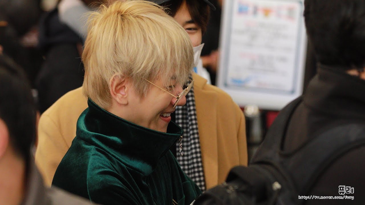 180124 엑소(EXO) 백현 (김포공항 출국)