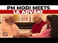 PM Modi Meets LK Advani | NDA MPs Elect Narendra Modi As Parliamentary Party Leader | India Today