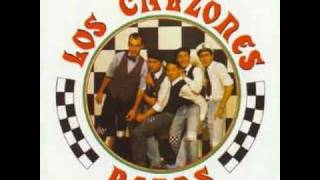 Video thumbnail of "calzones rotos quiero tenerte"