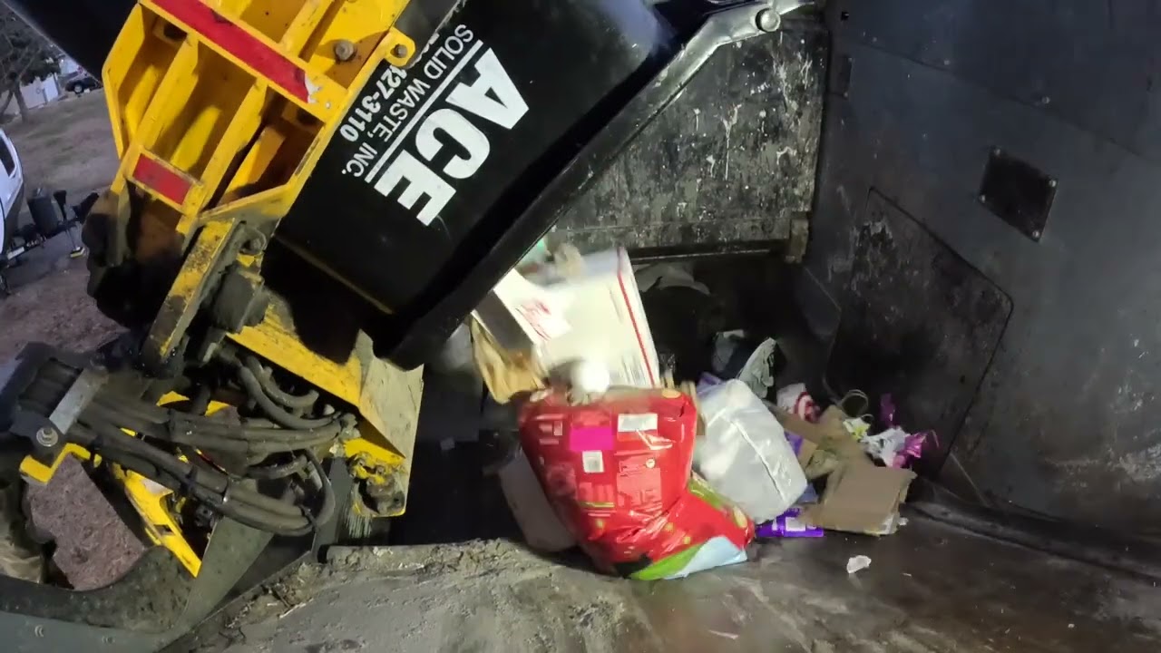 Garbage truck hopper POV: McNeilus ZR