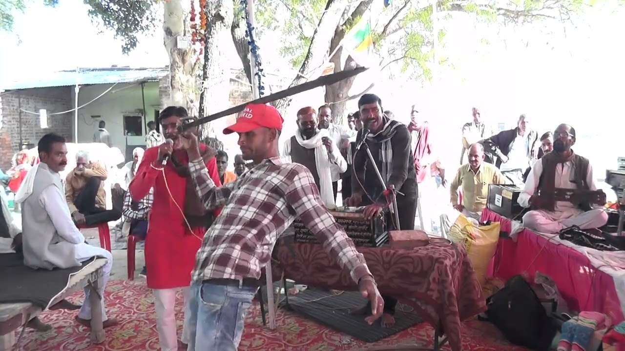 BAHUT HI SUNDER PRASTUTI DONO KALAKARO DWARA GRAM KACHAUA