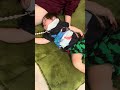 仕事がひと段落してリビングに降りると昼寝をしていた妻と息子👩👶