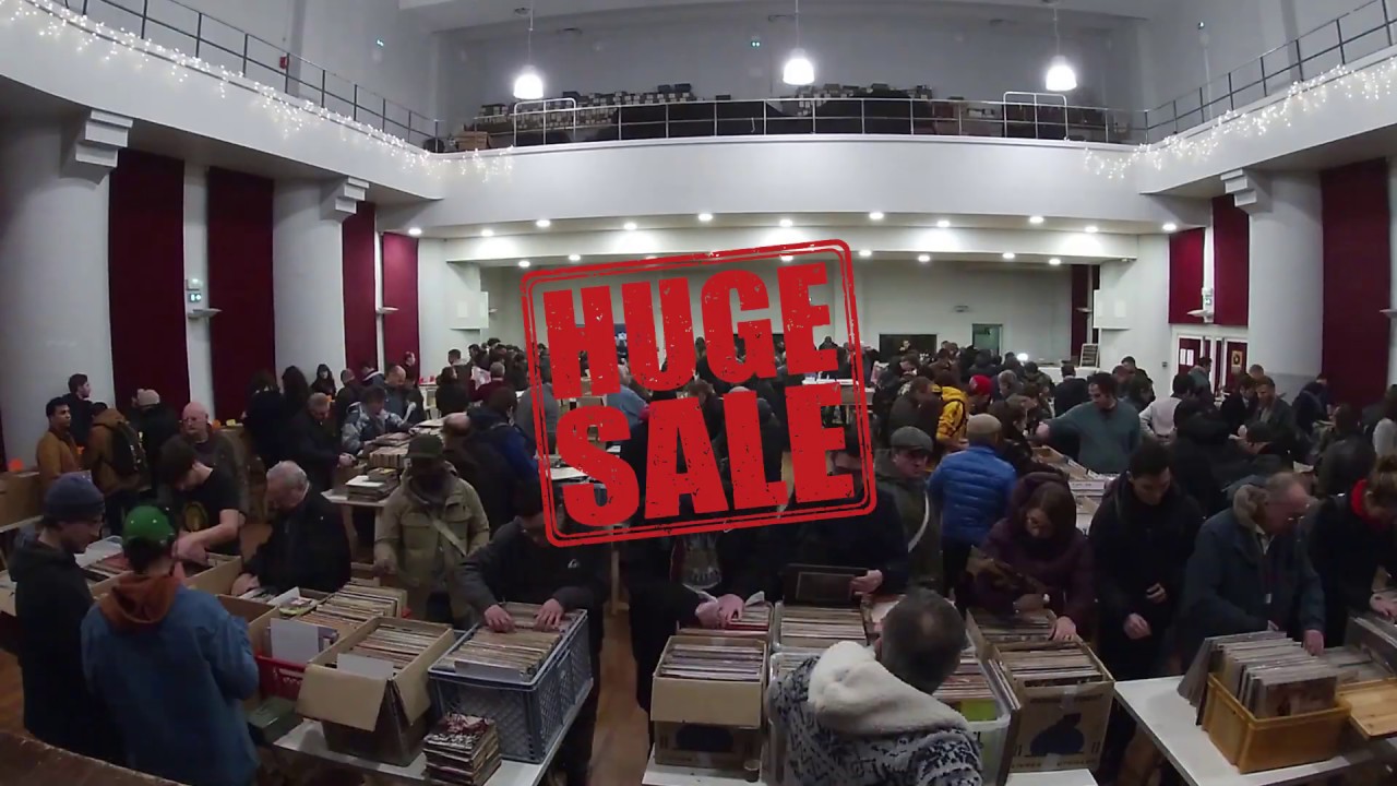 Paris Vinyl Sale - 50 000 vinyls under 10€ - Teaser 2 TimeLapse