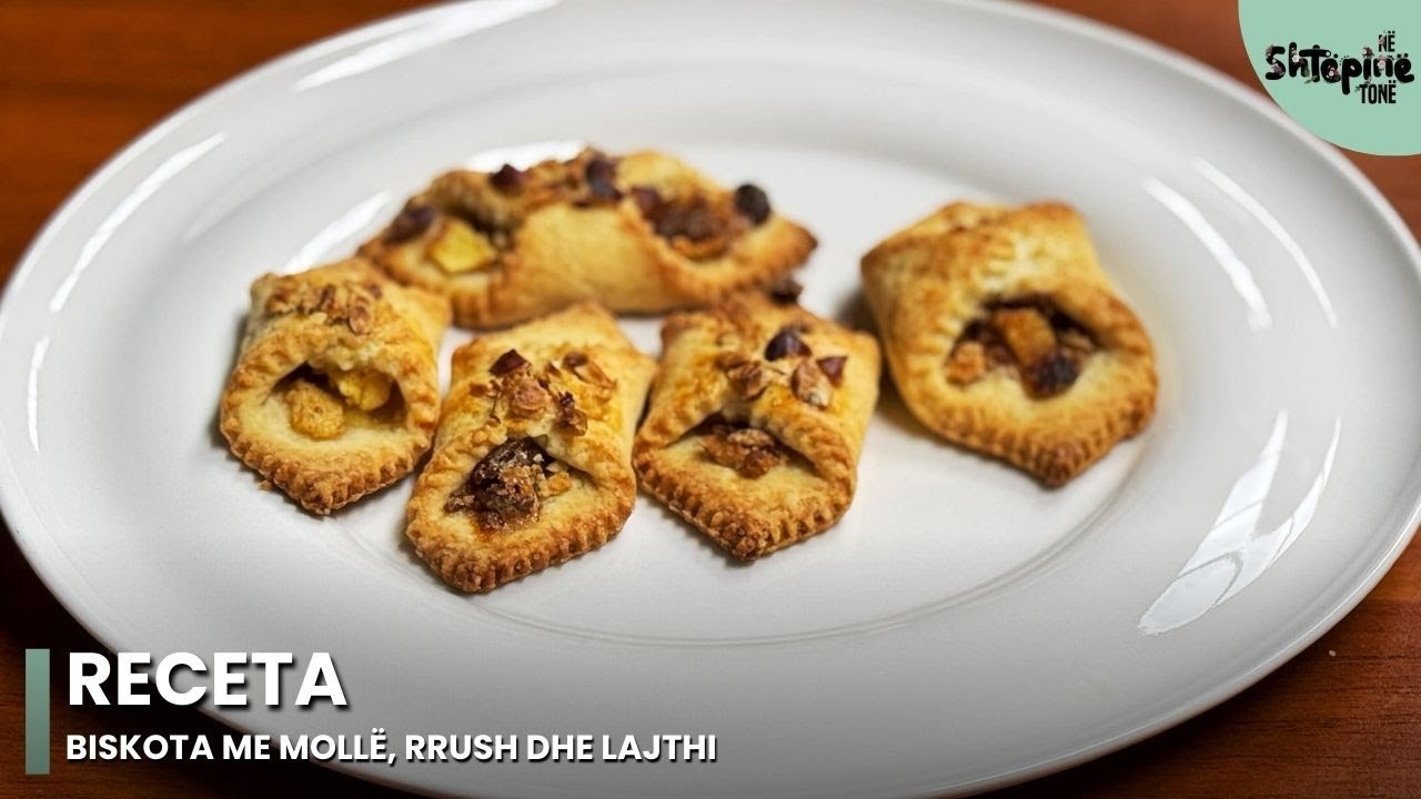Biskota me mollë, rrush dhe lajthi- Në Shtëpinë Tonë