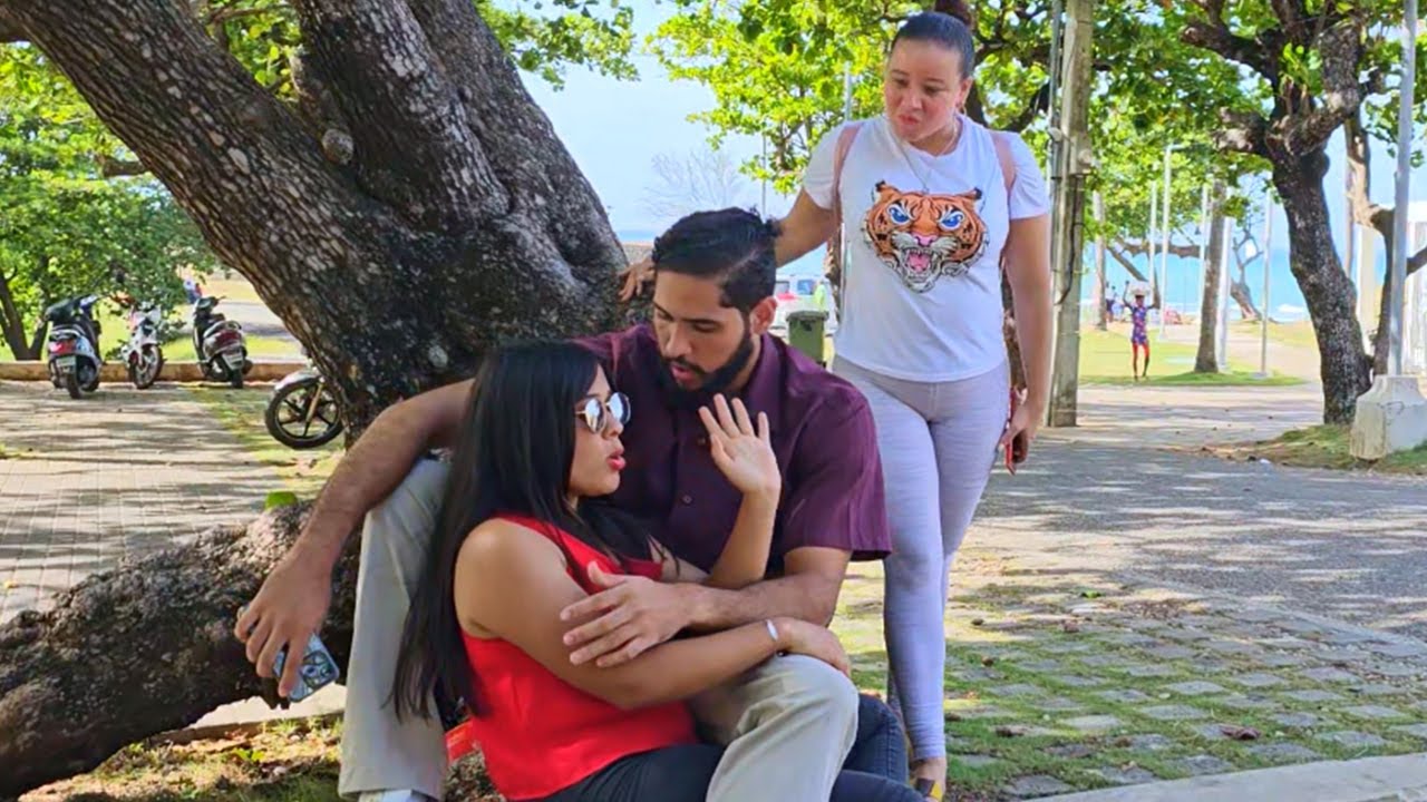 ENCUENTRA A SU ESPOSO TONTEANDO CON OTRA MUJER, SIN IMAGINAR NUNCA ESTE FINAL