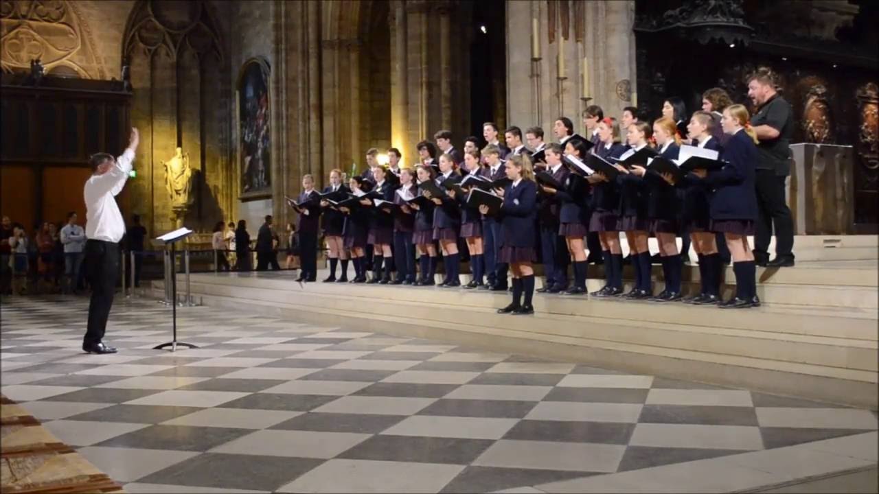 SMGS singing 'Laudate Dominum' in Notre Dame YouTube
