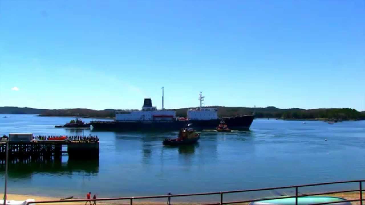 Maine Maritime Academy's Training Ship Leaves Castine Maine YouTube