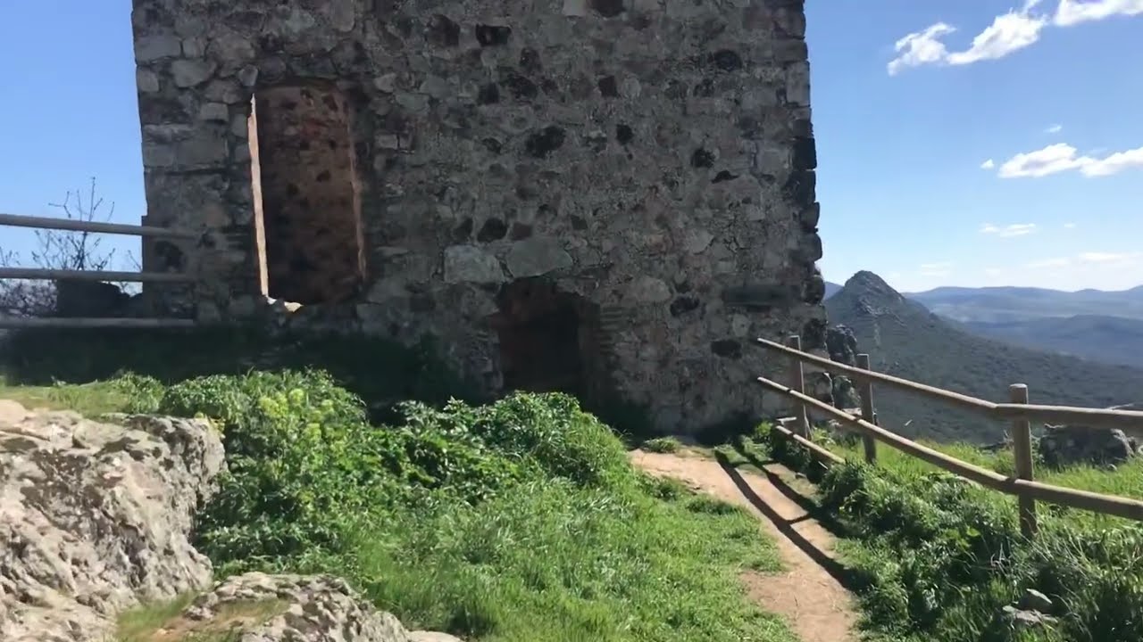 Cabañas del Castillo.Lugar precioso en los Ibores (Extremadura)
