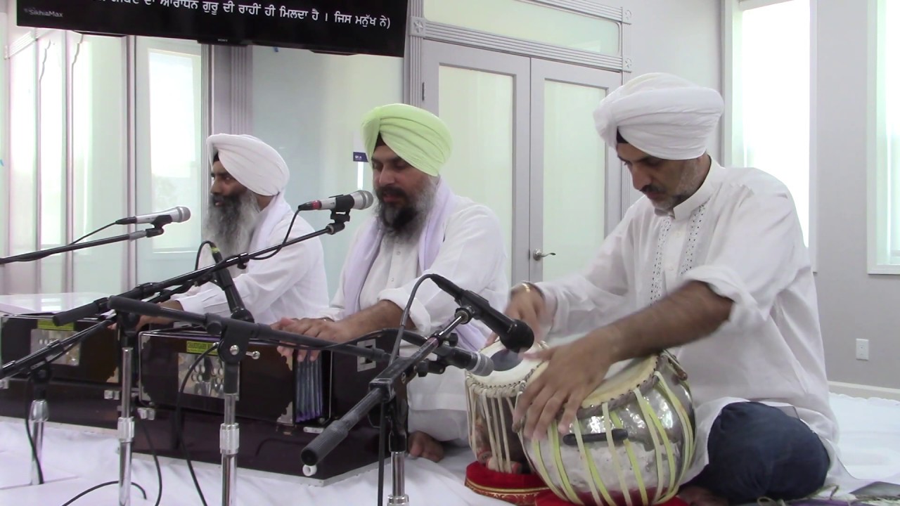 4: Bhai Harwinder Singh Ji with Tabla Ustad Bobby Jutley
