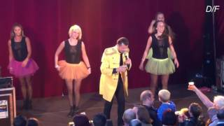 swoop - daar in  da kleine café