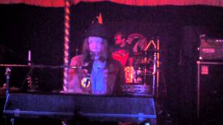 Jacco Gardner - 'The End Of August' (Live at Moulin Rouge, Groningen, January 17th 2014) HQ