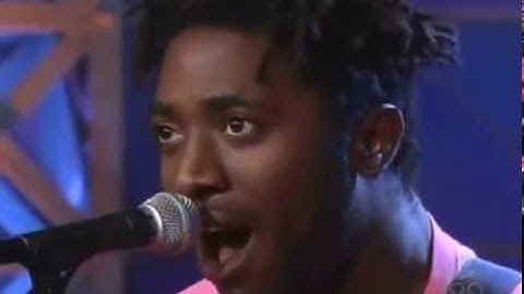 Bloc Party - Helicopter [Live on The Tonight Show with Jay Leno 2005]