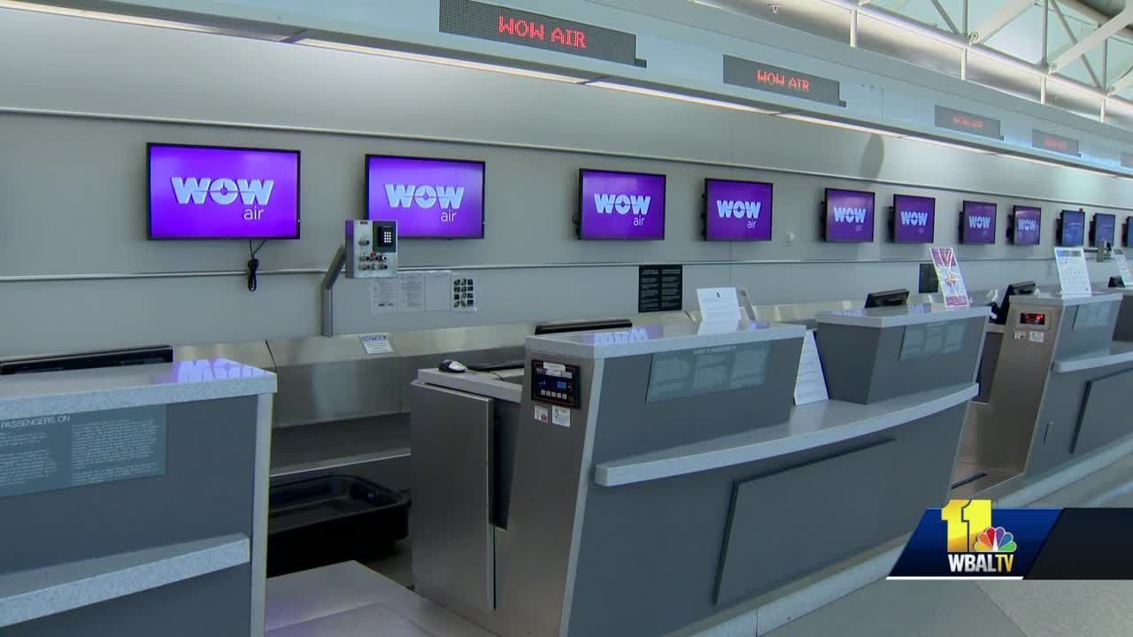 Wow Air ceases operations, stranding passengers