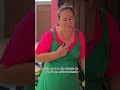 Una hija se aprovechaba de su propia madre, pero su hermano llegó para protegerla.