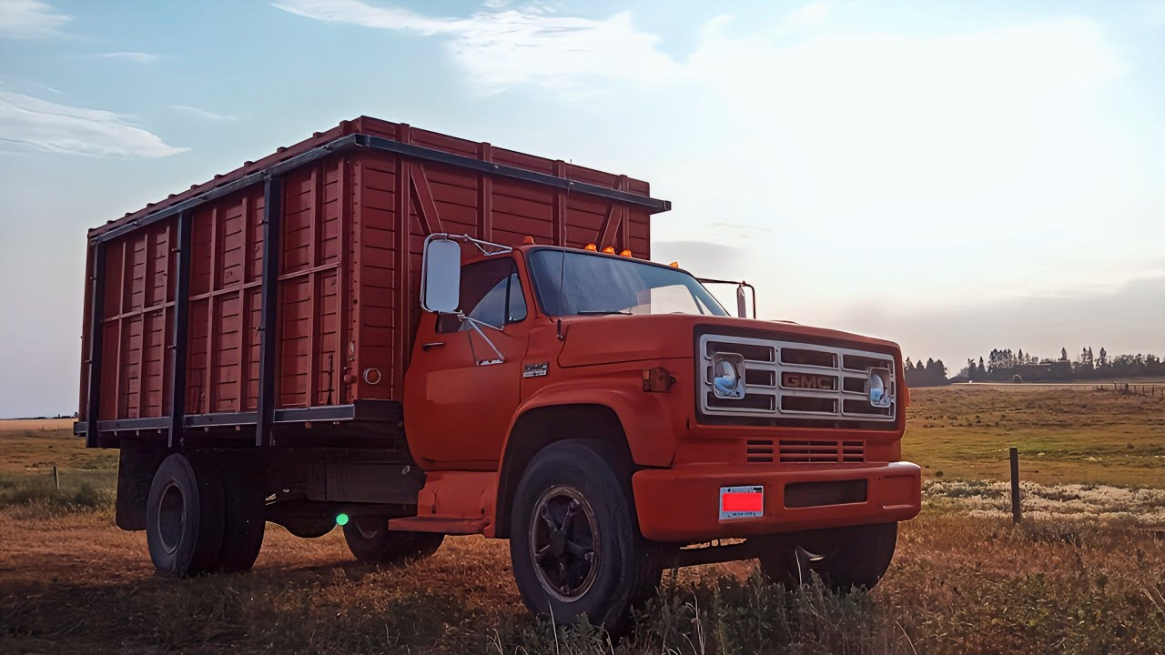 1973 GMC Silage Truck Build + Hydraulic Endgate