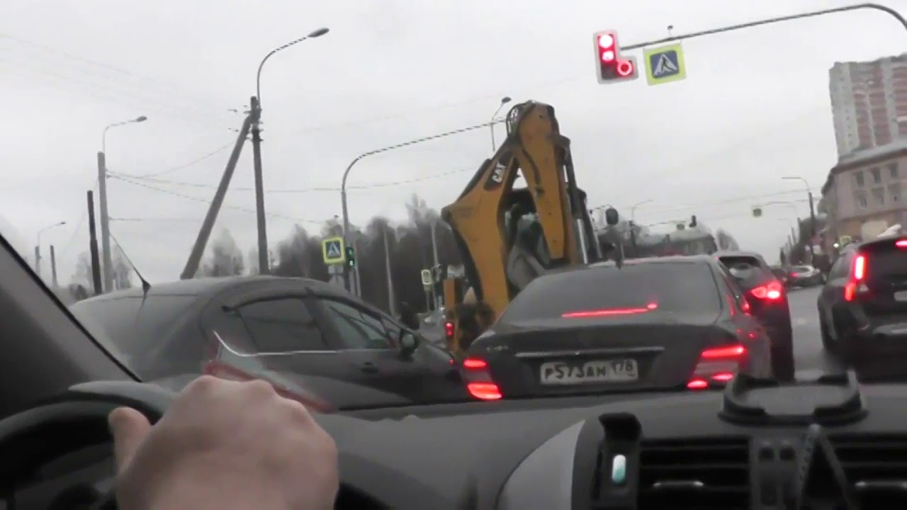 При управлении автомобилем