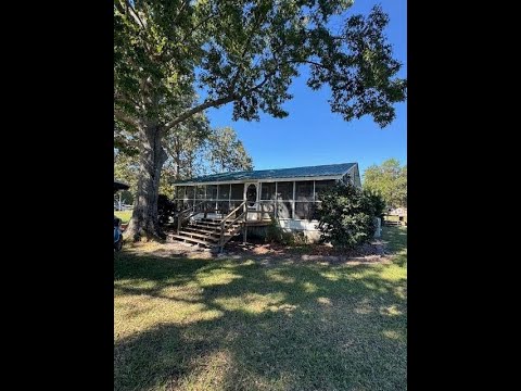 1051 Hobbs Drive, Summerton, SC home video tour