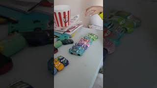 Emir Arabaları Tanıtıyor