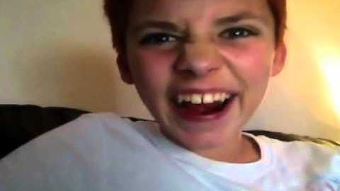 Vampire fangs on After Effects