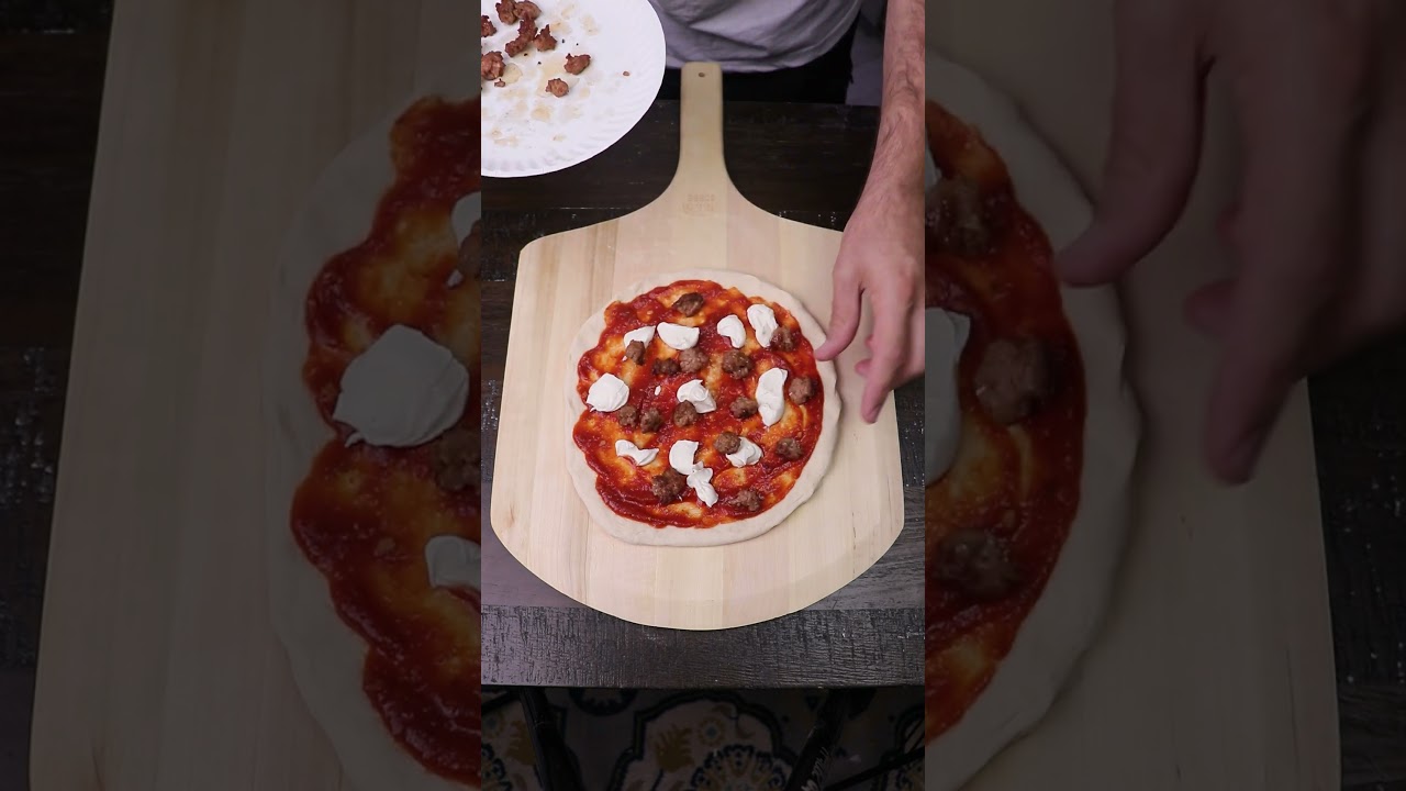 BEST PIZZA EVER? Sausage & Ricotta 