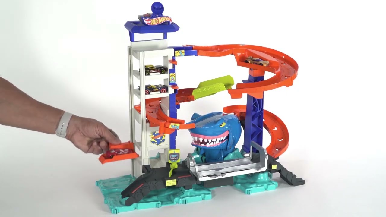 Hot Wheels Track Set And Toy Car City Shark Escape Playset