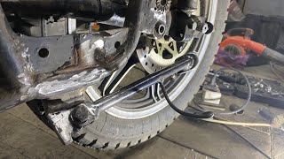 картинка: Боковая подножка на мотоцикл ИЖ. Где расположить. Принцип работы. Концепция.