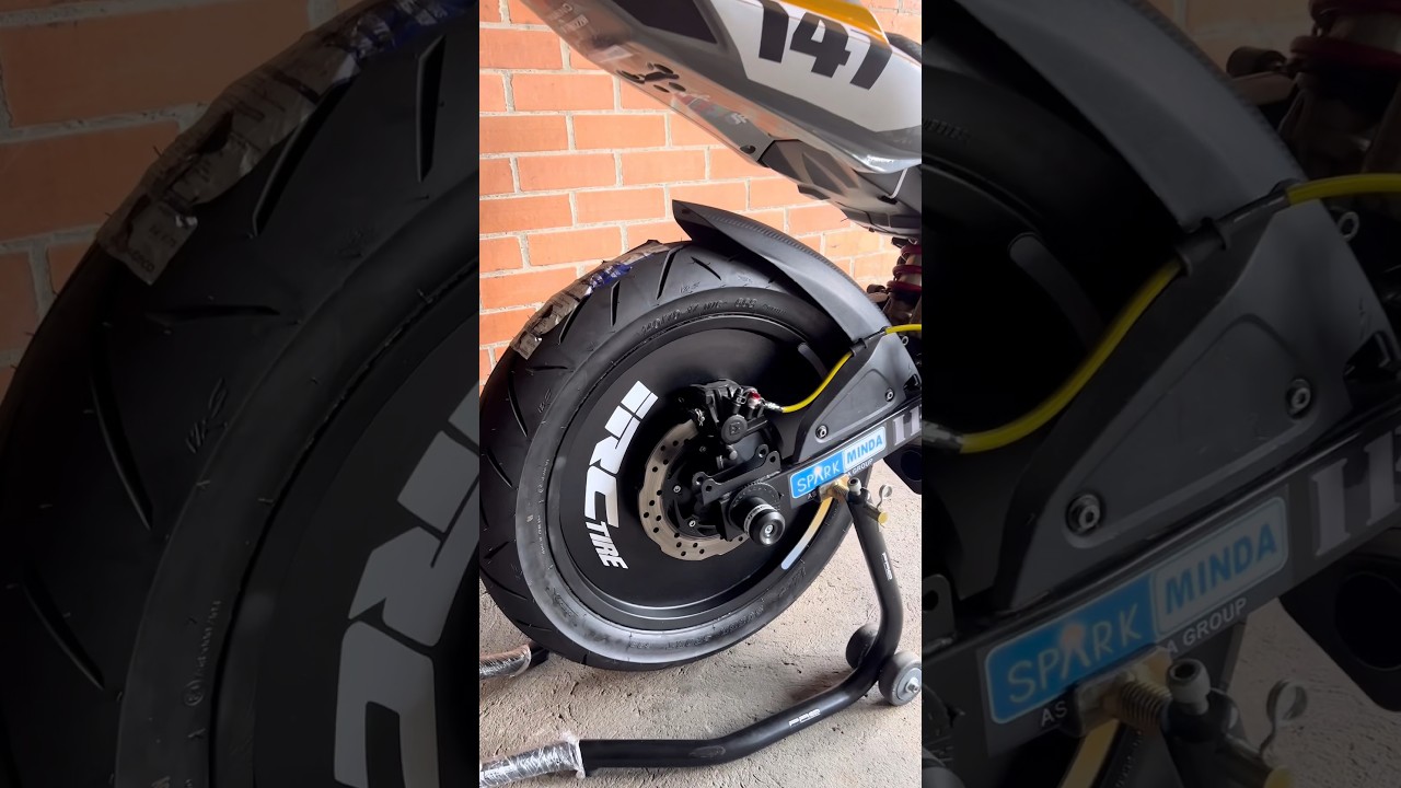 PULSAR NS200 RINES DE CARRERAS