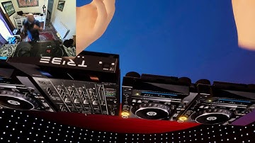 OZAN FROM TRIBEXR WITH ELLASKINS IN TRIBE VIRTUAL REALITY SPIN SOME TUNES FROM ZIPDJ